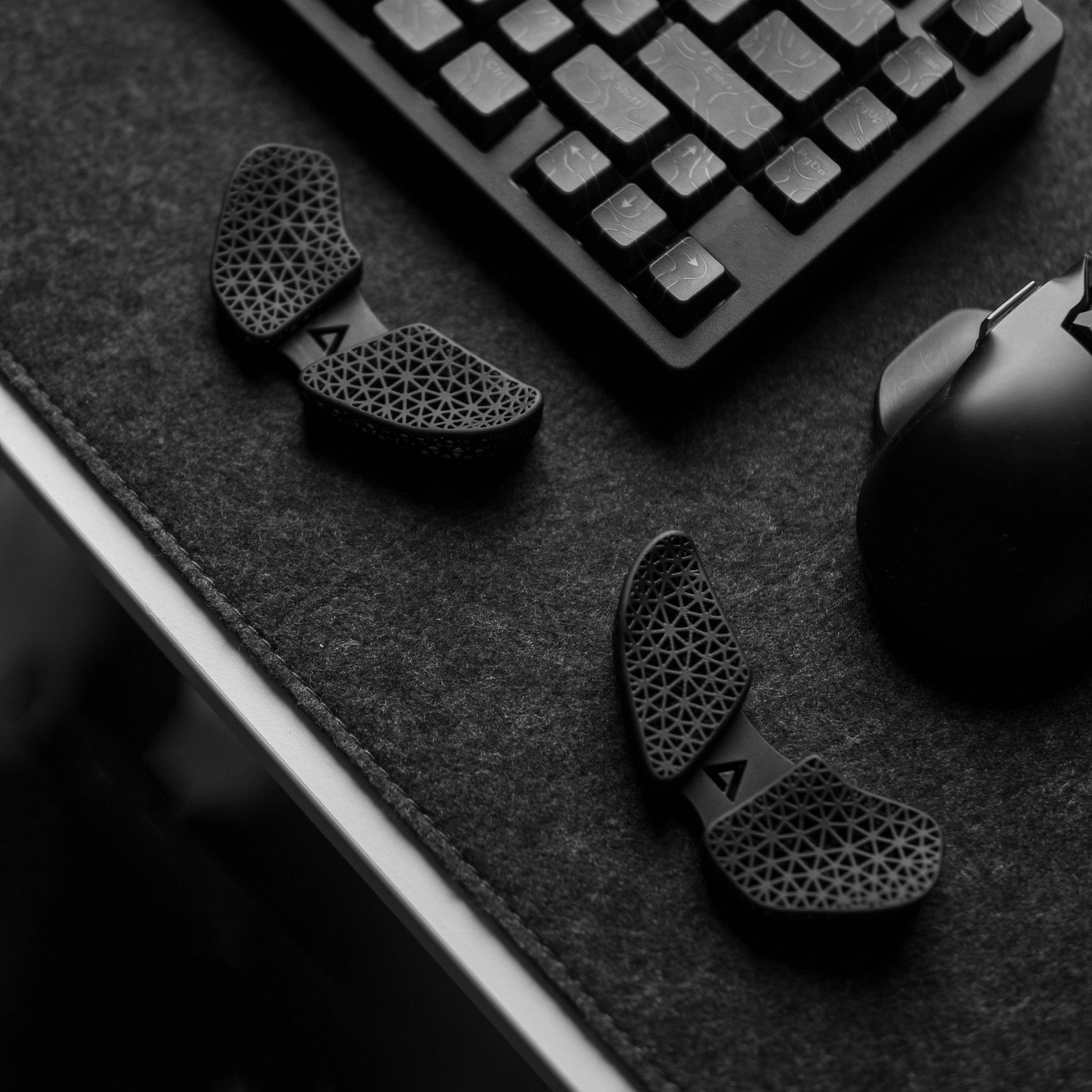 #color_airrest-black