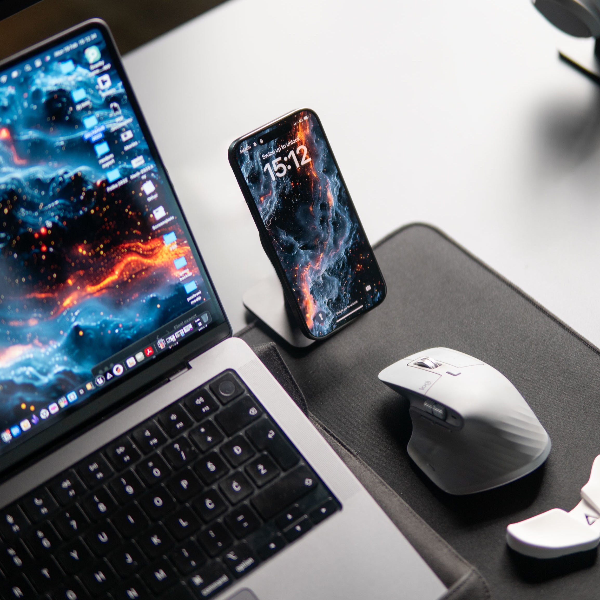 Wallpapers Bundle - 40 Pack