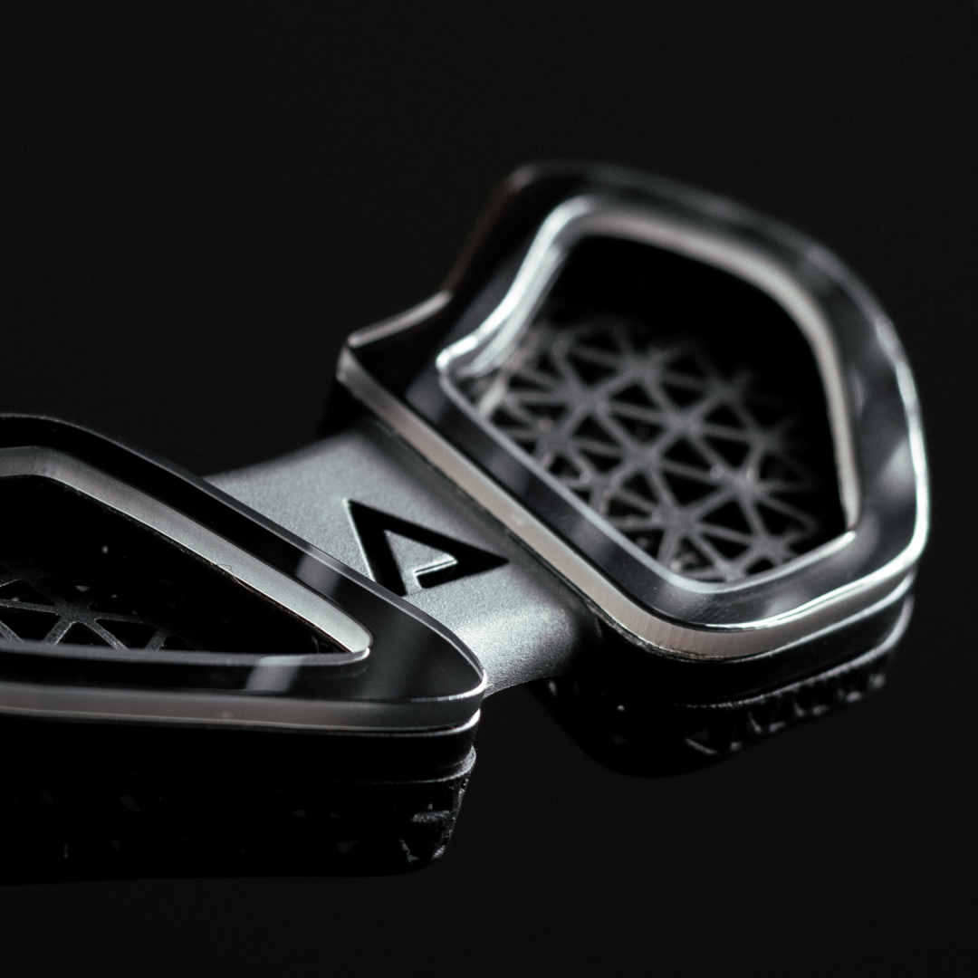 Glass Feet Base l Premium Wrist Rest Skates
