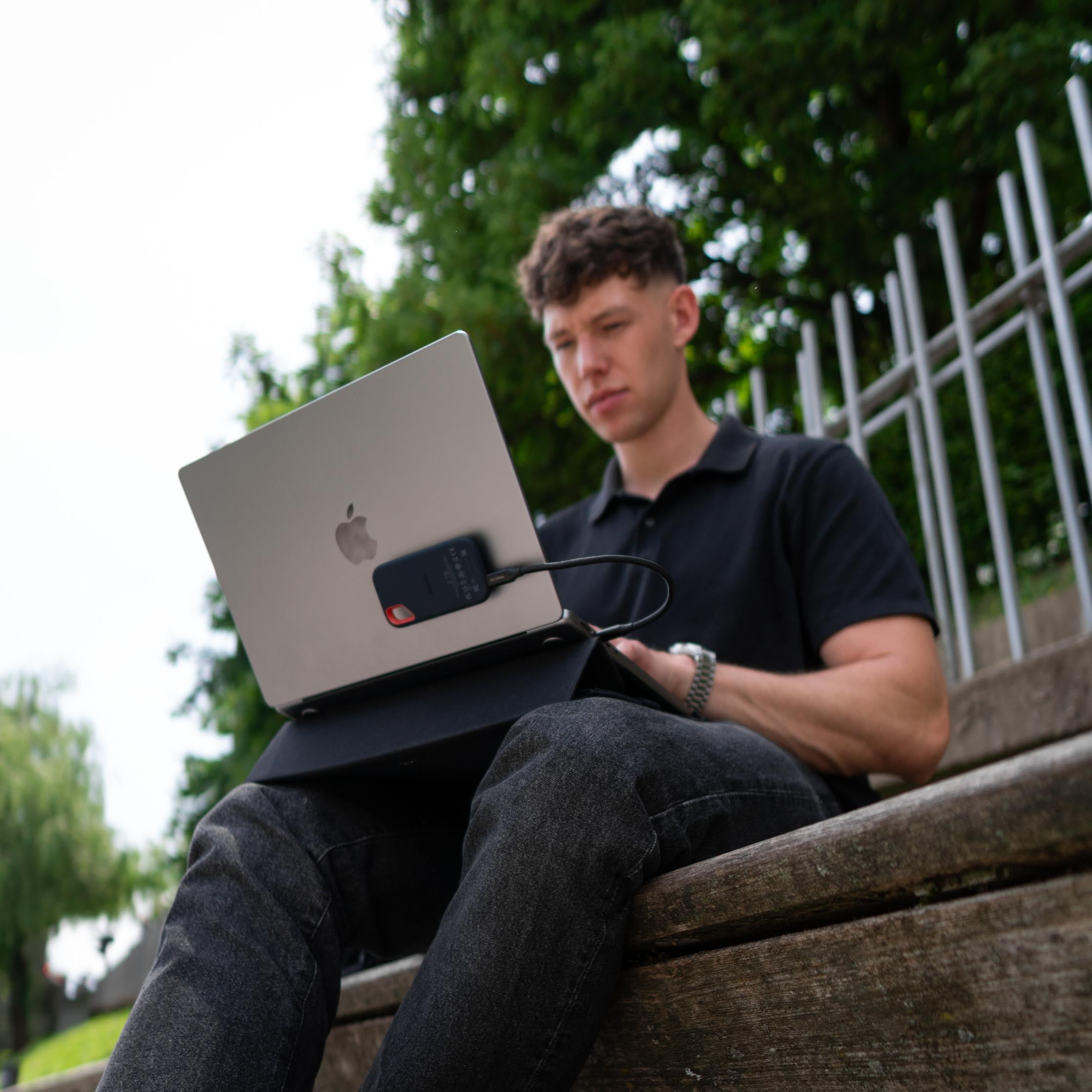 HoldX - Magnetic Mount