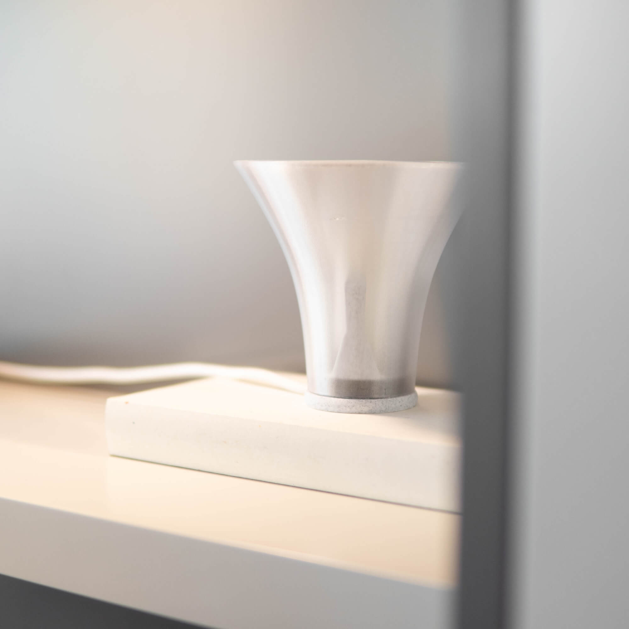 KUMI - Modular and Magnetic Light