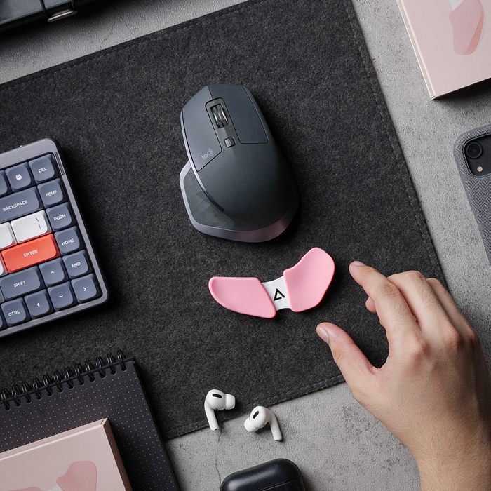 Delta Hub Riser Wrist Rests - DeltaHub
