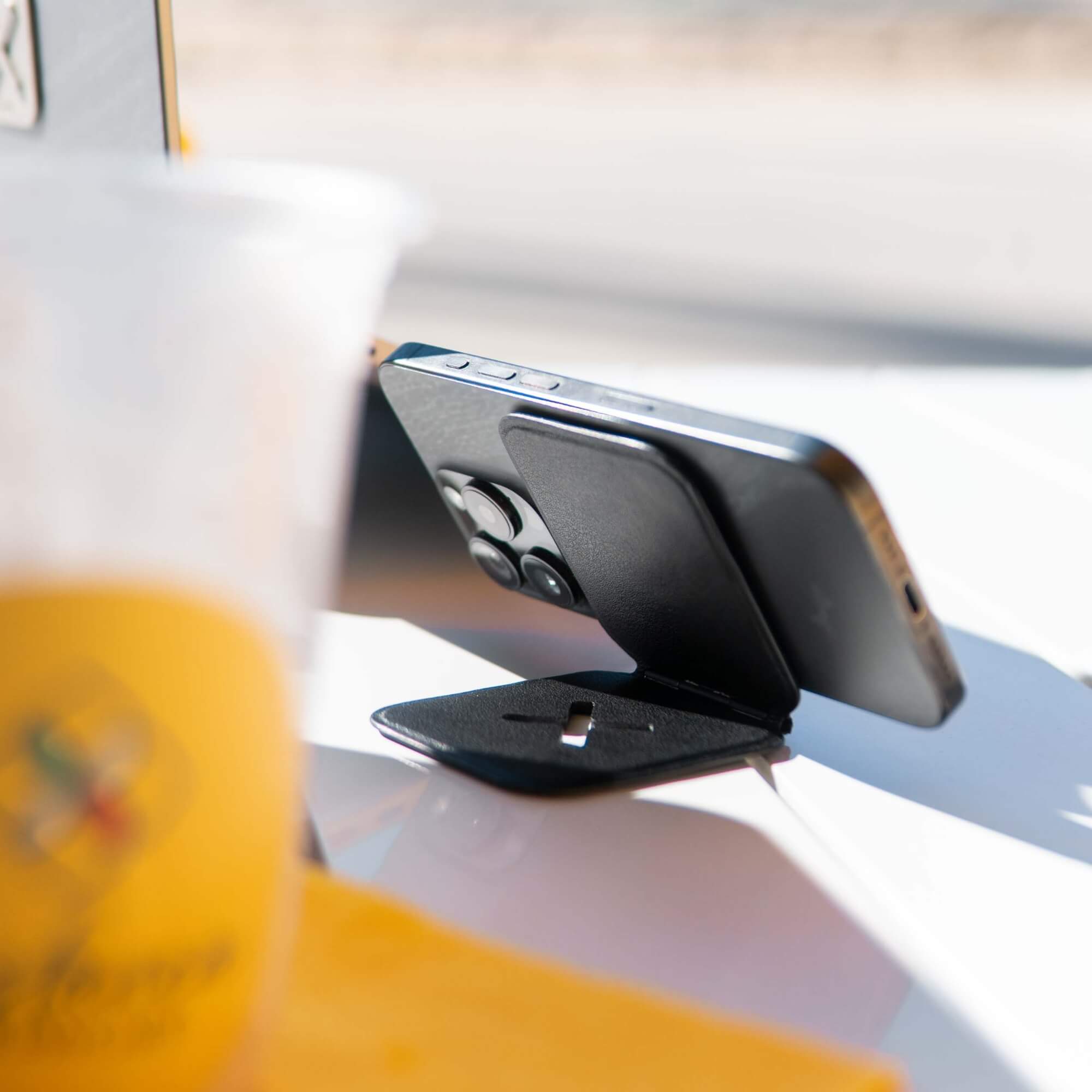 HoldX Phone Mount (preorders)