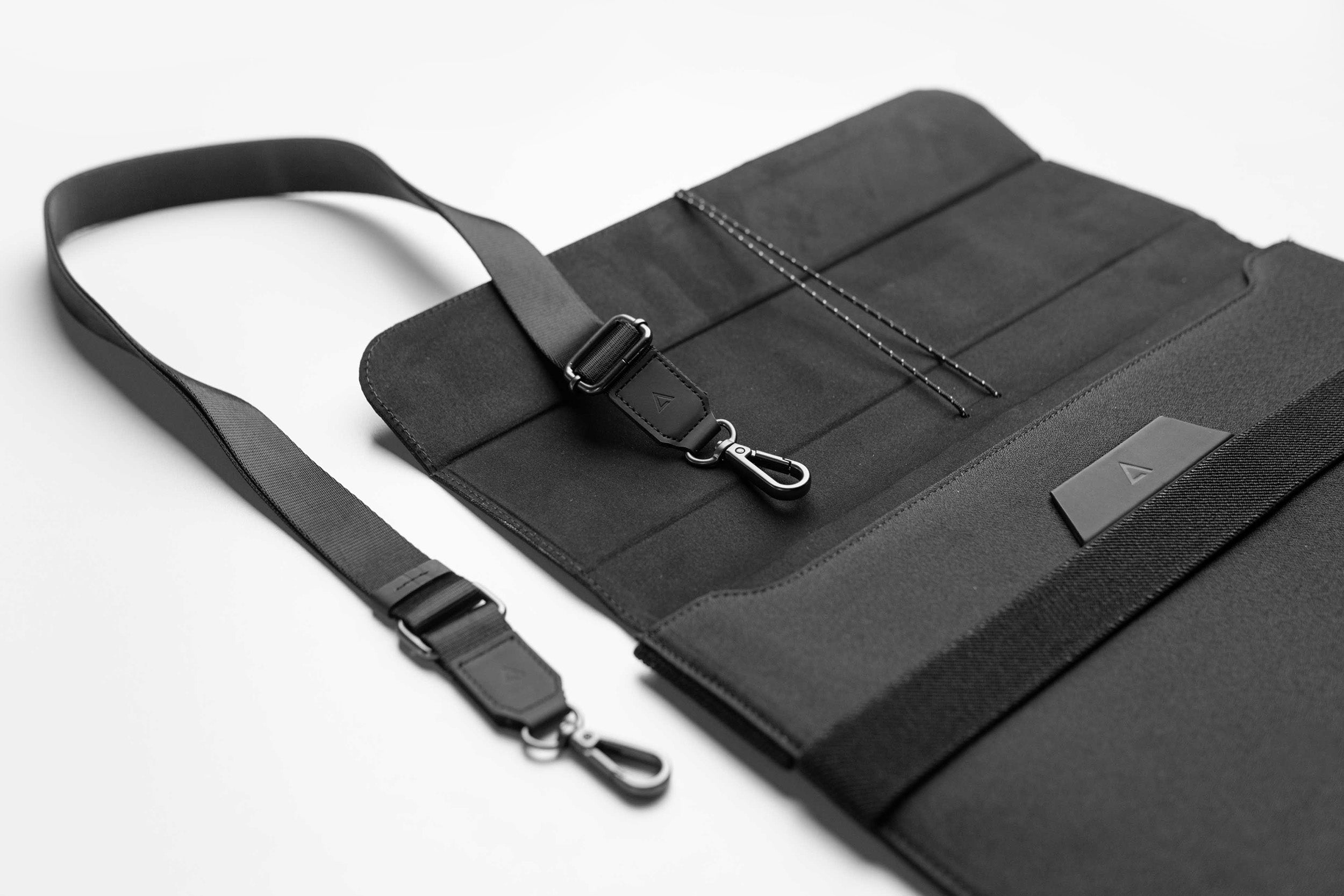 Laptop carrying bag with 2024 strap